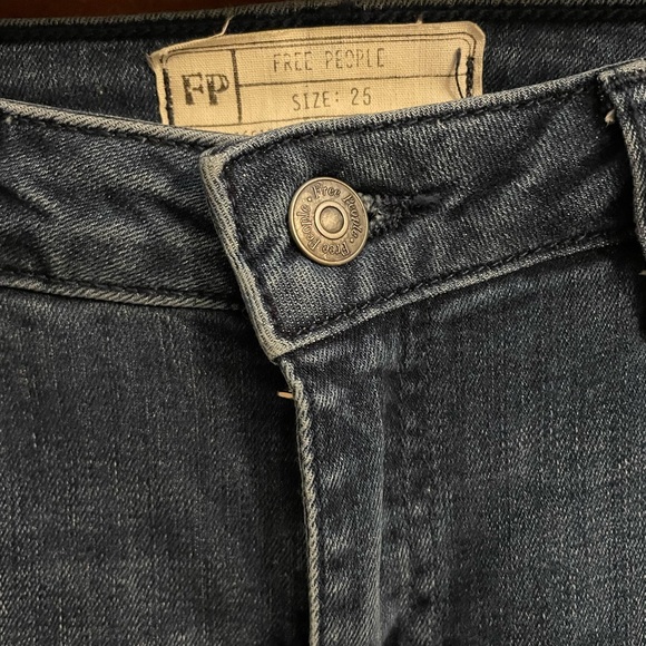 Free People ruffle flares size 25 - Picture 3 of 4